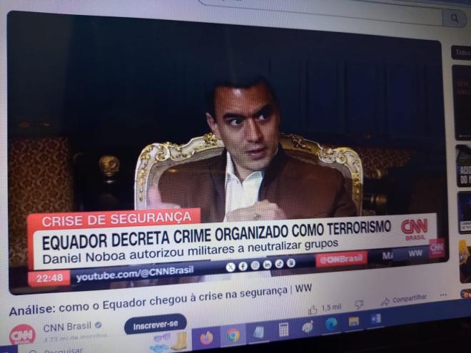 O presidente Noboa anunciou medidas extremas e colocou tropas nas ruas 