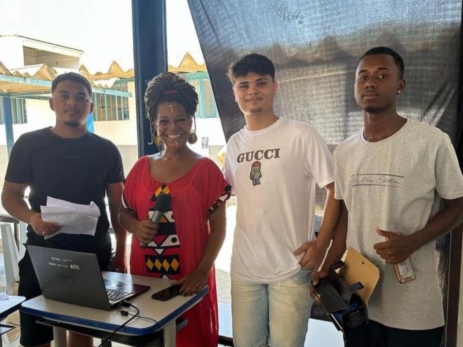 O projeto atende 40 pessoas por ano e já ajudou mais de 550 estudantes
