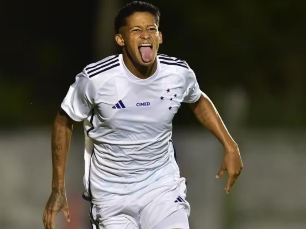 Tevis marcou o gol da vitória