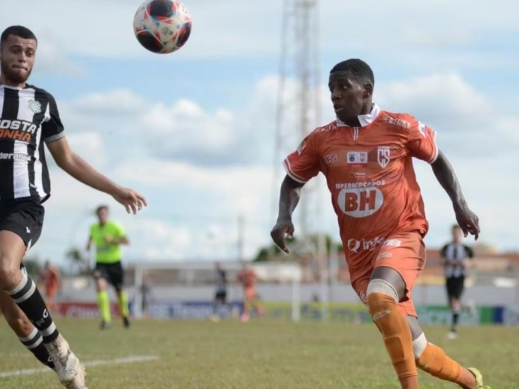 Coimbra segue fazendo hitória na Copinha
