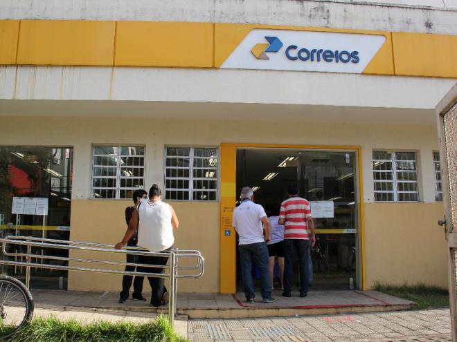 As mais de dez mil agências da estatal recebem o pagamento da taxa