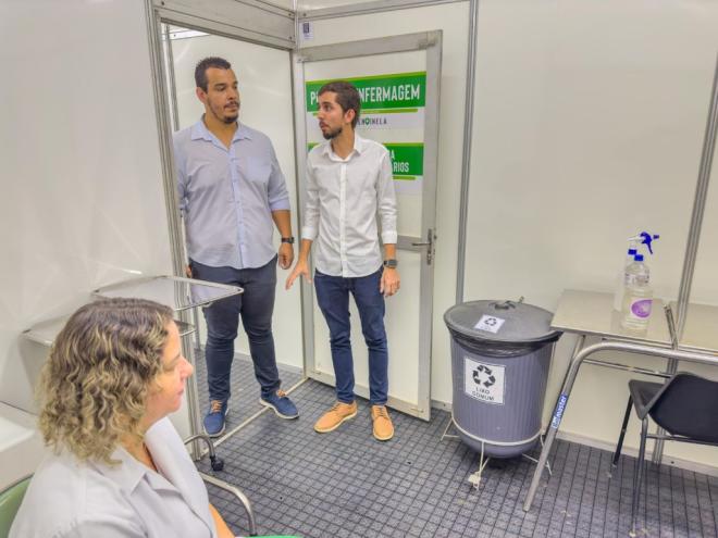 Prefeito Gustavo Nunes e o secretário de Saúde, Walisson Medeiros: ''Atendimento mais eficaz e ágil aos nossos cidadãos''