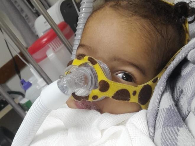 Evellyn está internada no Hospital Infantil João Paulo II, em BH, desde o dia 12 de janeiro