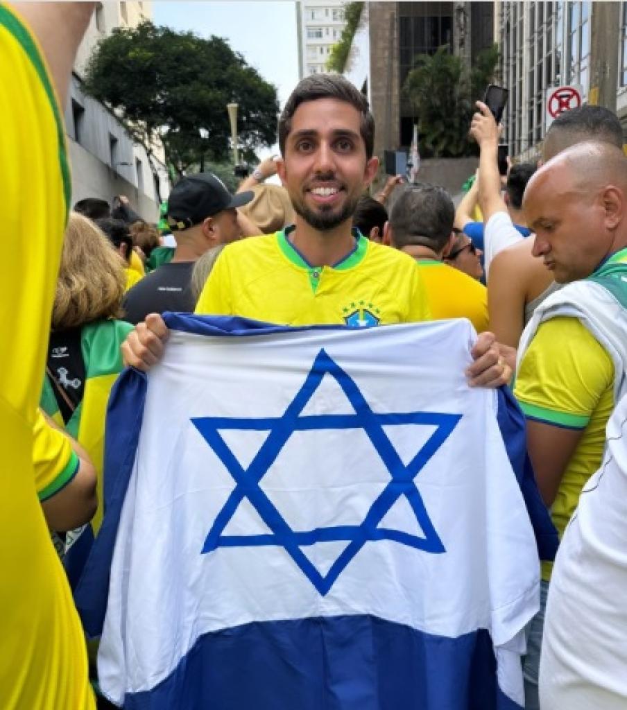 Gustavo Nunes:  