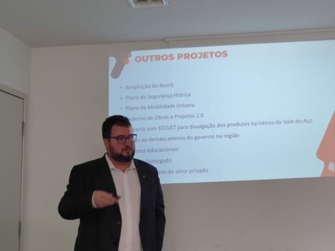 Mauro Guimarães, diretor-geral da ARMVA, apresentou os projetos desenvolvidos pela autarquia