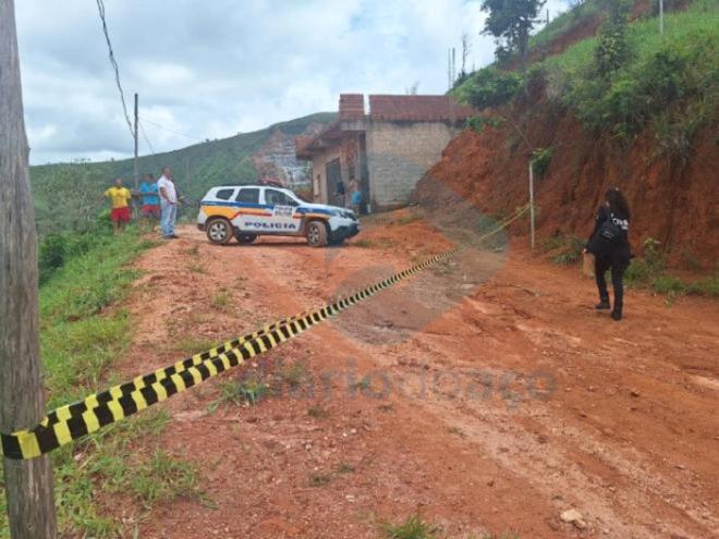 As duas irmãs foram assassinadas nessa rua, no loteamento no alto do Chácaras Madalena