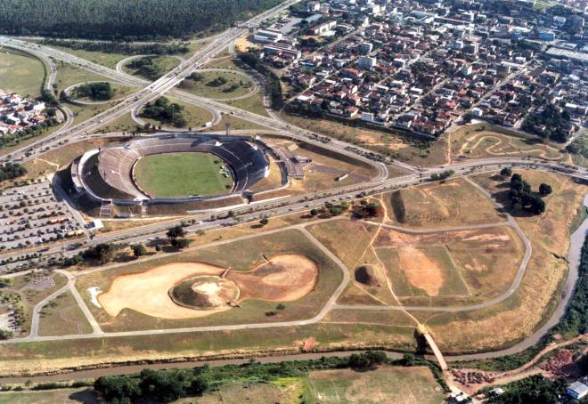 O começo da construção do Parque Ipanema, na década 1970