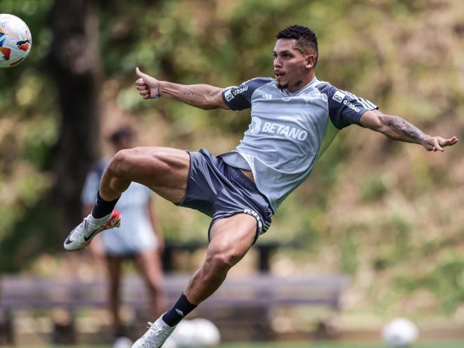 Atacante Paulinho é um dos titulares absolutos do Galo