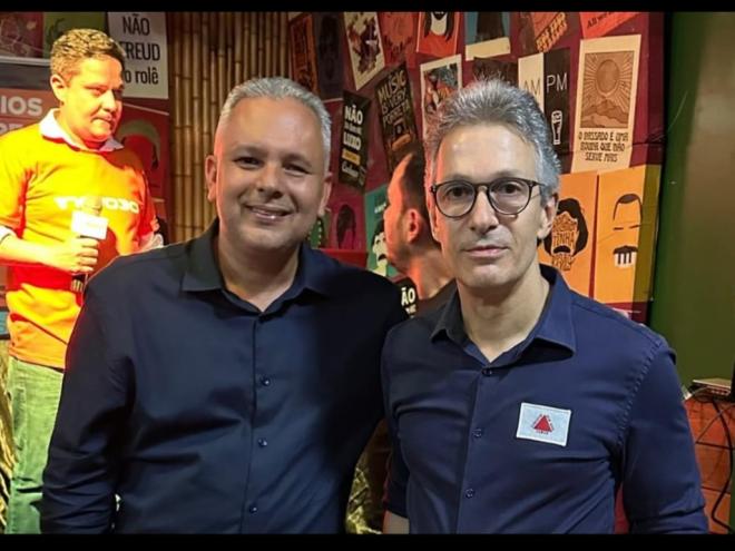 Ex-secretário municipal Eduardo Morais ao lado do governador Romeu Zema, principal nome do partido 