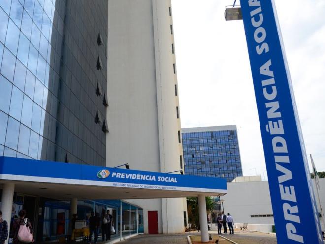 A medida cautelar do Instituto Nacional do Seguro Social (INSS) foi enviada à Dataprev, que roda a folha de pagamentos
