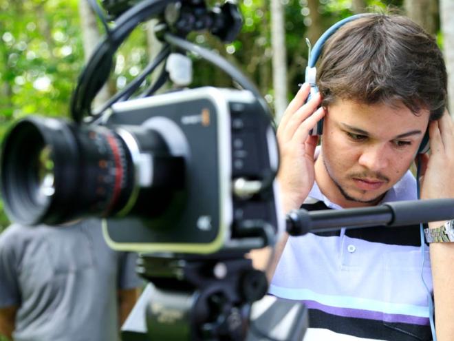Durante 15 dias, as autoras e os autores selecionados vão aprender a transformar as suas histórias em filmes