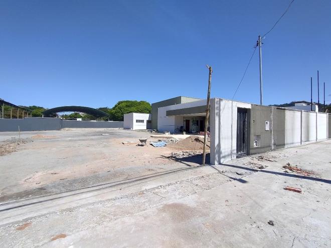 Prédio começou a ser erguido no ano passado