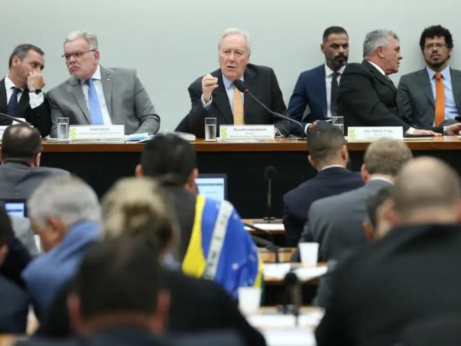 Ministro compareceu à Comissão de Segurança Pública da Câmara