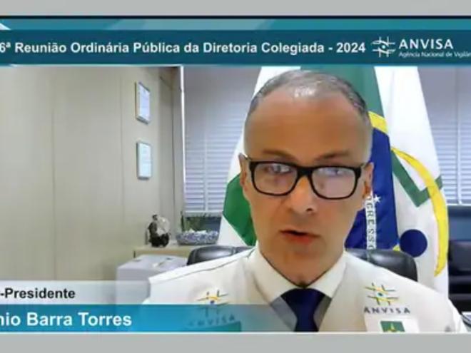 Presidente da Anvisa, Antonio Barra Torres, vota pela manutenção de proibição de cigarros eletrônicos. 