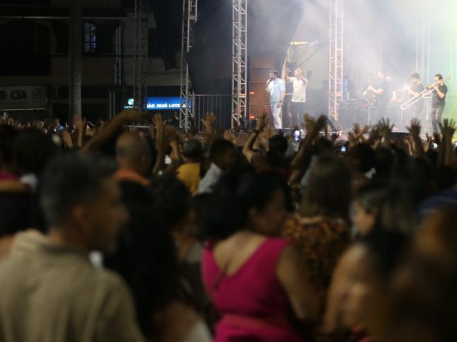 Essa foi a primeira apresentação de Fábio de Melo no Vale do Aço 