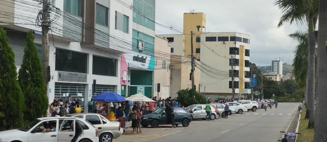 Hoje é o último dia para regular pendências no título eleitoral; quem perdeu o prazo estará fora da votação de outubro deste ano 