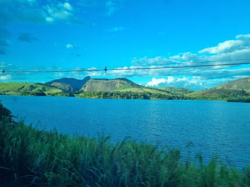 Paisagens que margeiam a EFVM chamam a atenção dos passageiros