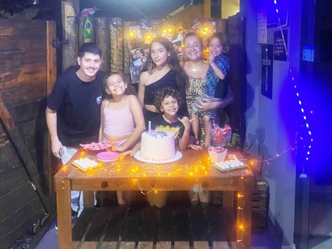 Ester Costa compartilha os desafios diários da maternidade
