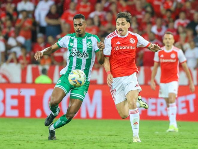 Equipes gaúchas acumulam jogos atrasados por causa da tragédia climática no estado