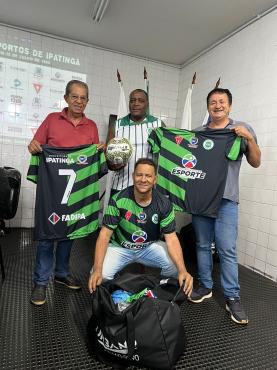 Os dirigentes dos clubes receberam da LDI os uniformes com os quais irão atuar ao longo do campeonato