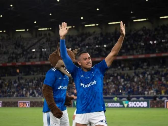 Atacante será emprestado a um clube japonês