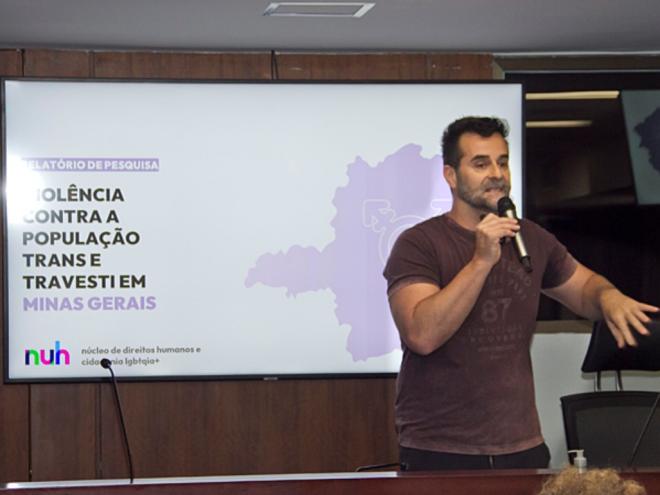 Estudo produzido pelo Núcleo de Direitos Humanos e Cidadania LGBTQIA+ (NUH) em parceria com o MPMG mostrou 74,6% dos homicídios de pessoas trans e travestis entre 2014 e 2022 teve pessoas negras como vítima