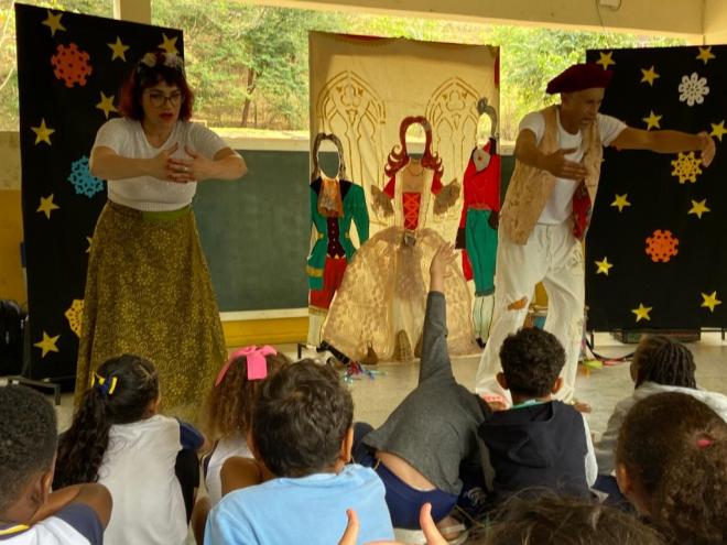 Projeto inspira um mergulho na contação de histórias