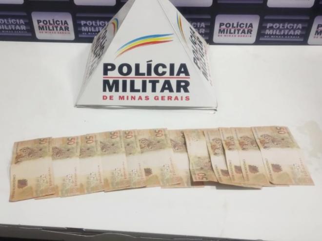 Polícia militar recolheu as cédulas de R$ 50 falsificadas com os menores infratores