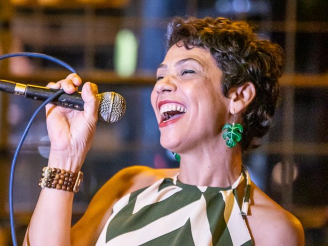 A cantora Liz Eulália é uma das atrações convidadas