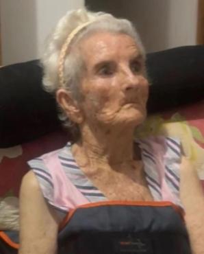 Acamada, Maria Ferreira Cézar foi a vítima do homem surtado na noite de quarta-feira 