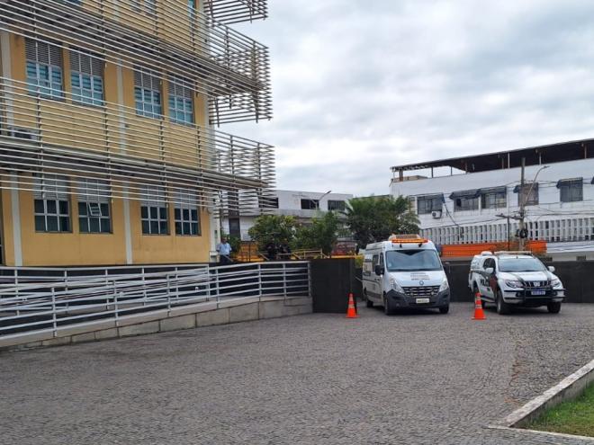 Provisoriamente, sessões do Júri Popular são feitas no plenário na Câmara de Ipatinga, por causa da reforma no Fórum Valéria Vieira Alves