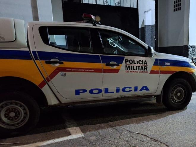 Os policiais militares conduziram os dois detidos ao plantão da 1ª Delegacia Regional de Ipatinga