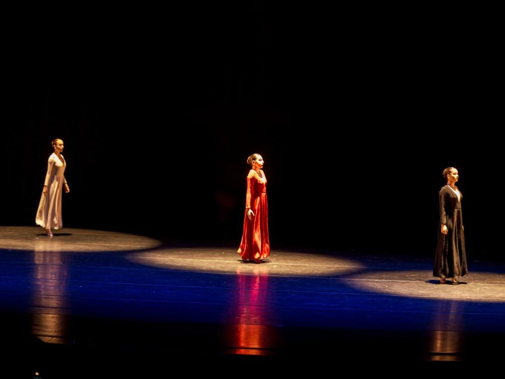 As coreografias com alunas da região foram selecionadas para o festival de dança tradicional