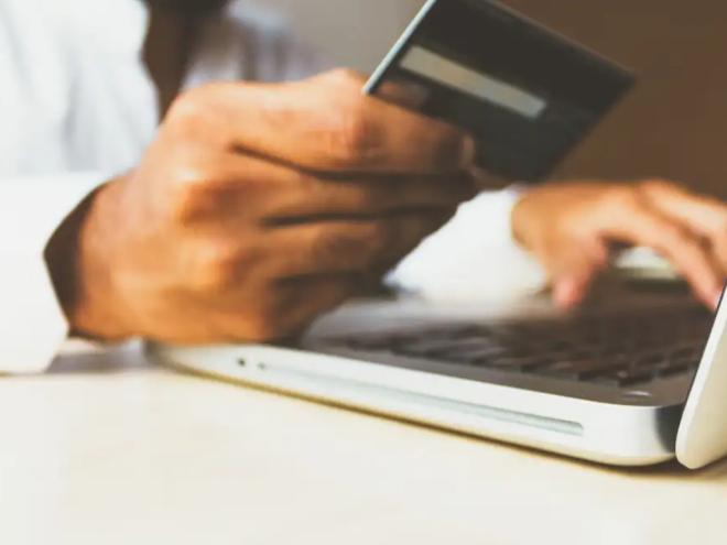 Taxas médias cobradas por bancos seguem em queda