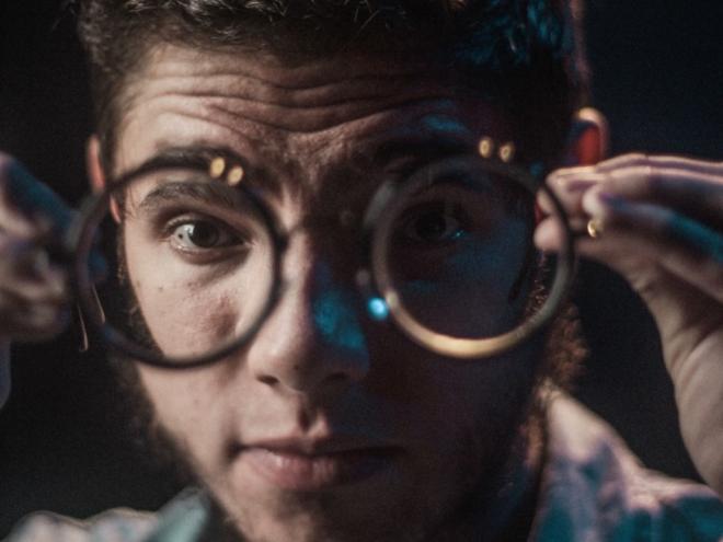 Léo Coessens é fotógrafo e designer gráfico 