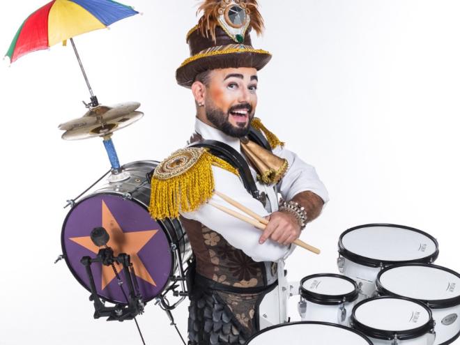 O Circo Teatro Fool presta homenagem à musicalidade dos espetáculos tradicionais