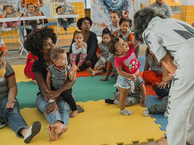 Cada brincadeira estimula os sentidos do público infantil