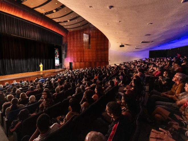 O evento cultural teve casa cheia logo na abertura