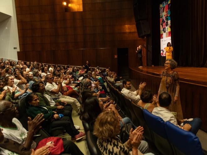 Cibele Teixeira destacou as participações especiais