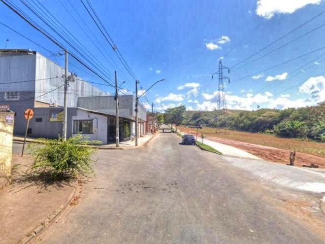 Supermercado foi atacado na rua Mogi Mirim, no bairro Parque Caravelas