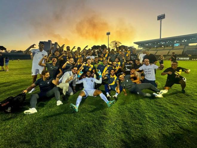 A equipe do Retrô, de Pernambuco, fez a festa com o acesso à Terceira Divisão do Brasileiro