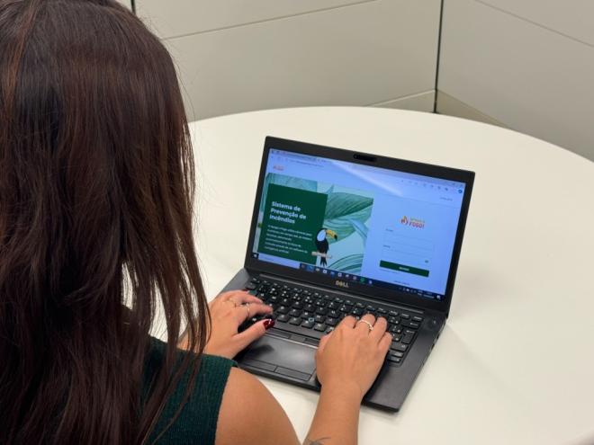 O Apaga o Fogo! é uma plataforma on-line?que disponibiliza imagens de florestas em tempo real para usuários cadastrados