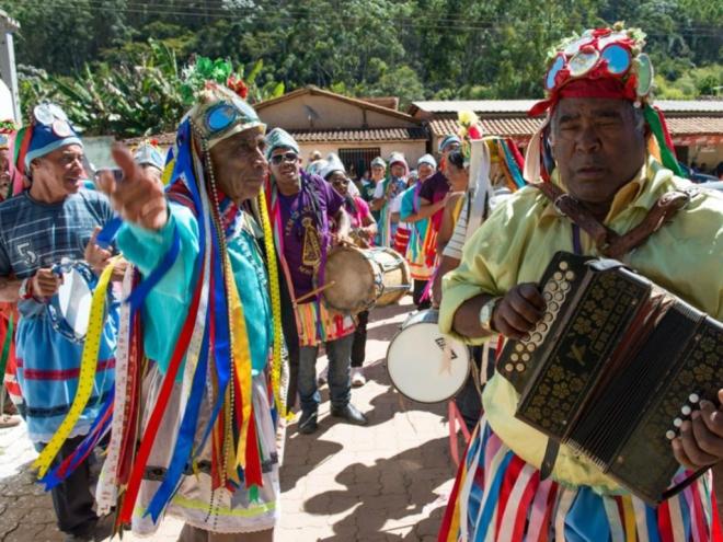 Festa chega a receber quase mil pessoas na programação de domingo