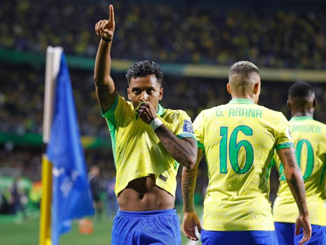 Rodrygo comemora gol da Seleção Brasileira contra o Equador
