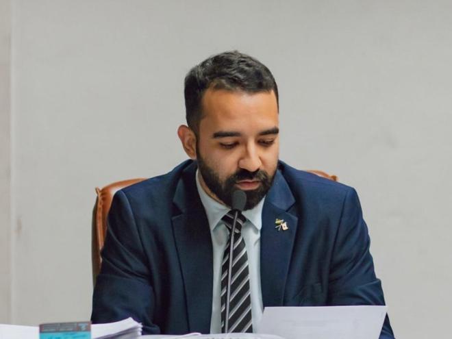 O parlamentar não está apto à disputa em 2024, o que só será definitivo após o dia 16, quando termina o prazo pra que a Justiça Eleitoral julgue todos os pedidos de registro