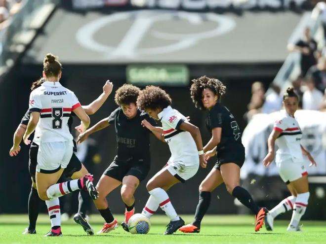 Os times paulistas começam a briga pelo título no próximo domingo