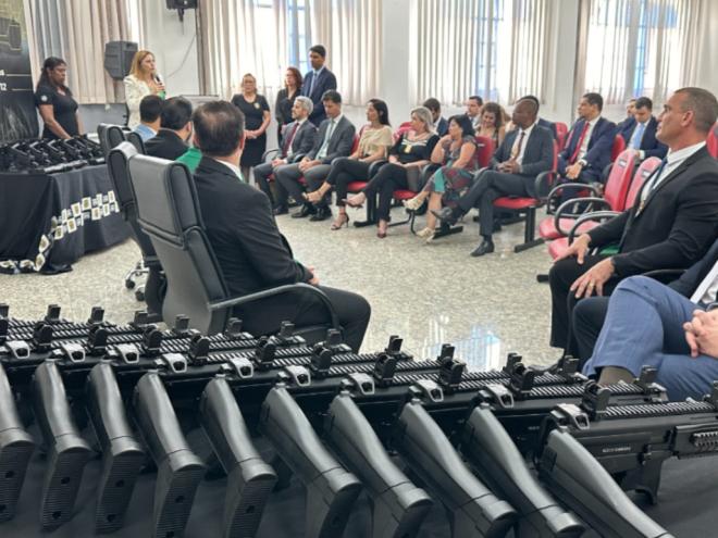 Os investimentos nas novas armas somam mais de R$ 184 mil, provenientes de emenda parlamentar estadual
