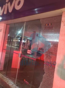O crime ocorreu na madrugada deste domingo, no Centro de Timóteo 