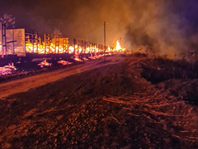 A estimativa é que 30 de 96 vagões da composição tenham sido atingidos pelo incêndio