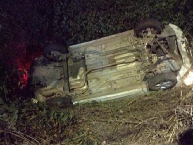 Idosas foram resgatadas pelos Bombeiros de dentro  do veículo,  estavam presas ao cinto de segurança 